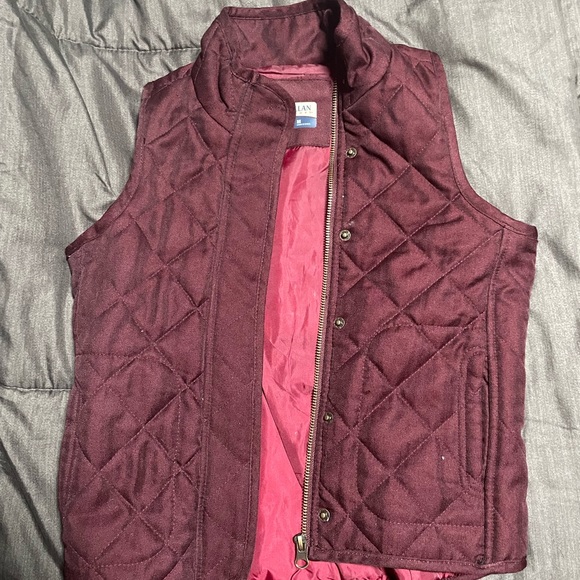 Magellan girls vest - Picture 1 of 2